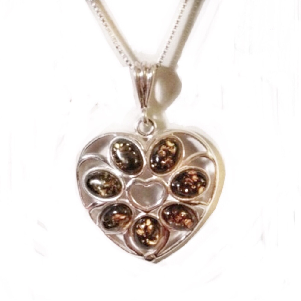 925 heart pendant with Amber stones